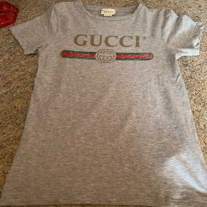 Authentic Gucci Kids T-shirt Worn once. Size 8